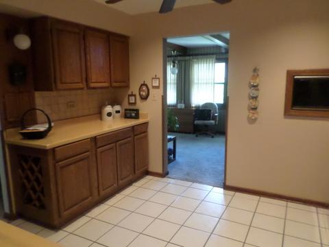 624 S Beverly Ave, Addison, IL 60101 photo 10
