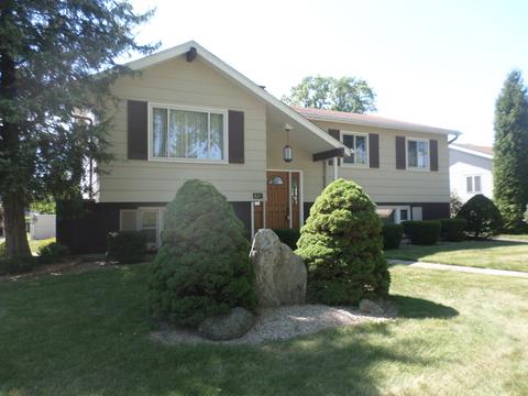 624 S Beverly Ave, Addison, IL 60101 photo 2