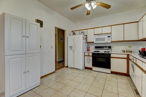 1857 Goss Ct, Plainfield, IL 60586 photo 6