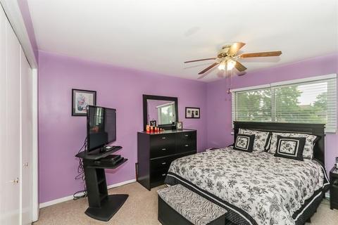155 N School St, Addison, IL 60101 photo 10