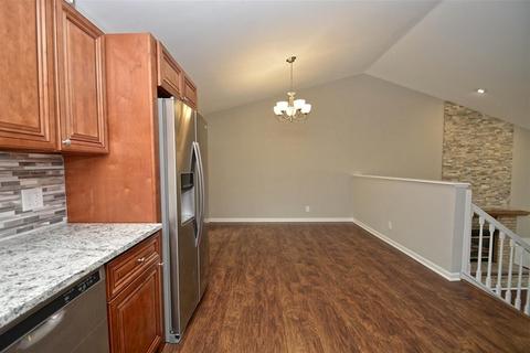544 Jackson Ct, Genoa, IL 60135 photo 9