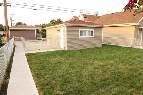 7008 Pershing Rd, Berwyn, IL 60402 photo 15