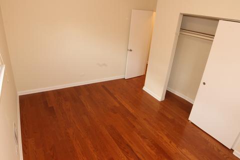 7008 Pershing Rd, Berwyn, IL 60402 photo 8
