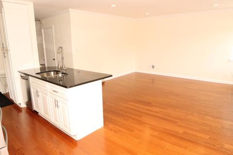 7008 Pershing Rd, Berwyn, IL 60402 photo 4