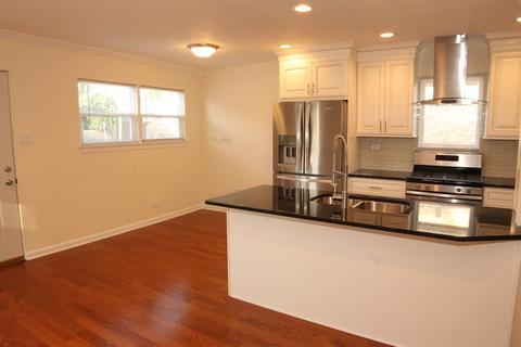 7008 Pershing Rd, Berwyn, IL 60402 photo 2