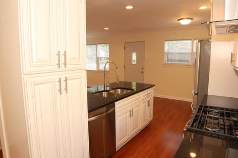 7008 Pershing Rd, Berwyn, IL 60402 photo 5