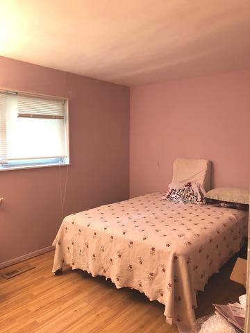147 W Manchester Dr, Wheeling, IL 60090 photo 4