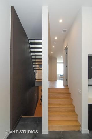 557 E 50th St, Chicago, IL 60615 photo 11
