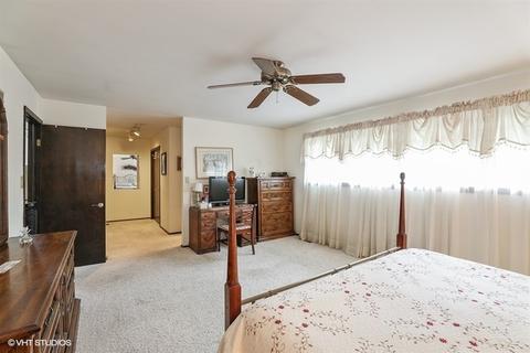 526 S Meadow Ln, Peotone, IL 60468 photo 15