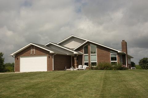 17233 Golding Rd, Thomson, IL 61285 photo 1