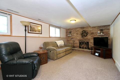 1143 Cecil Dr, Kankakee, IL 60901 photo 6