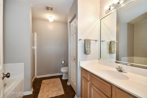 506 Philip Dr, Bartlett, IL 60103 photo 9