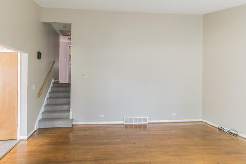 22 N May St, Addison, IL 60101 photo 3