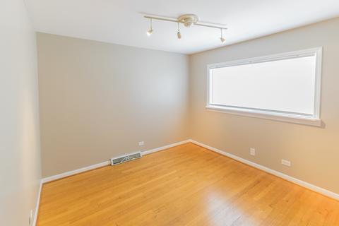 22 N May St, Addison, IL 60101 photo 13