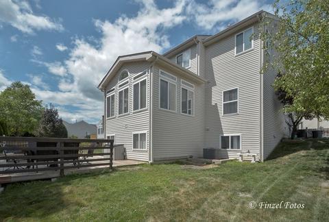 102 Norman Dr, Mchenry, IL 60050 photo 3