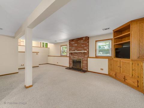 83 Foxcroft Rd, Naperville, IL 60565 photo 18