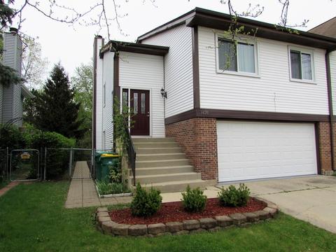 1476 Chippewa Trl, Wheeling, IL 60090 photo 2