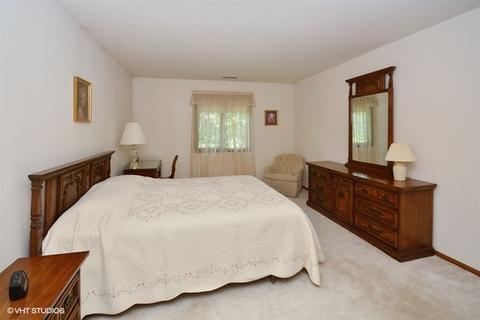208 Brookside Ln #C, Willowbrook, IL 60527 photo 7