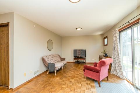407 Park Ave, Wheeling, IL 60090 photo 11