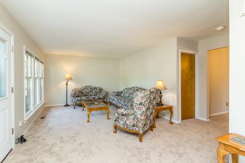 407 Park Ave, Wheeling, IL 60090 photo 3