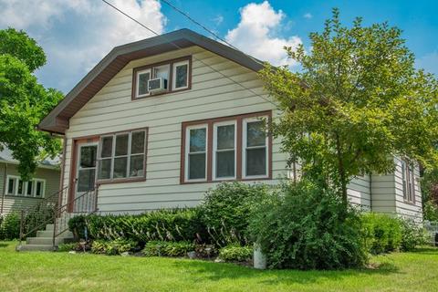 1032 5th St, Aurora, IL 60505 photo 2