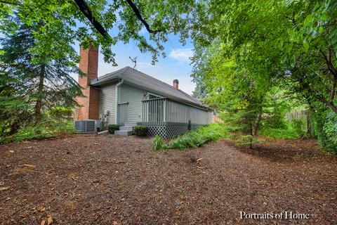 1215 Creekside Dr, Wheaton, IL 60189 photo 16