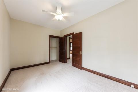 1086 Walter Ave, Des Plaines, IL 60016 photo 8