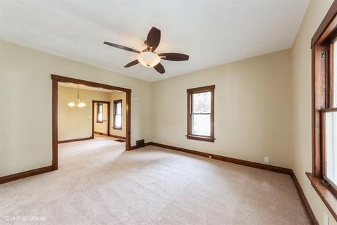 1086 Walter Ave, Des Plaines, IL 60016 photo 3