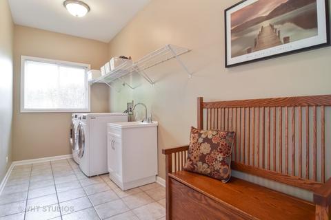 705 Fox Run Dr, Geneva, IL 60134 photo 24