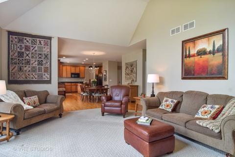 705 Fox Run Dr, Geneva, IL 60134 photo 11