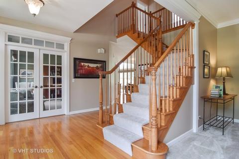 705 Fox Run Dr, Geneva, IL 60134 photo 6