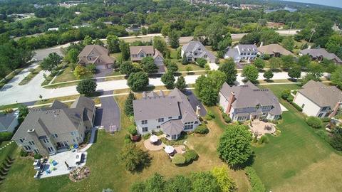 705 Fox Run Dr, Geneva, IL 60134 photo 4