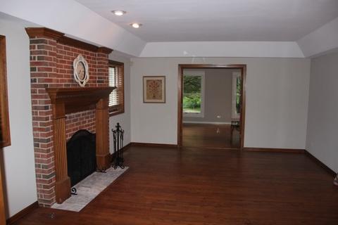 27 W751 Brookside Dr, Winfield, IL 60190 photo 9