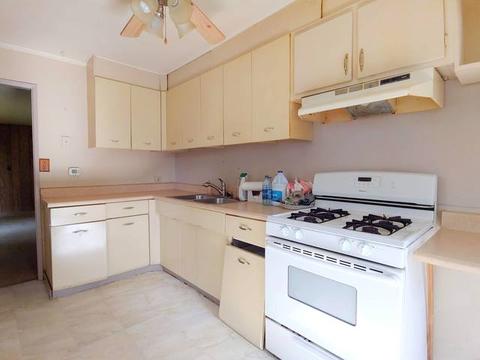 931 S Fletcher Dr, Wheeling, IL 60090 photo 5