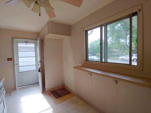 931 S Fletcher Dr, Wheeling, IL 60090 photo 7