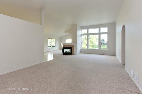 1912 Settlers Ct, Mchenry, IL 60050 photo 2