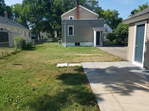 827 Spruce St, Aurora, IL 60506 photo 20