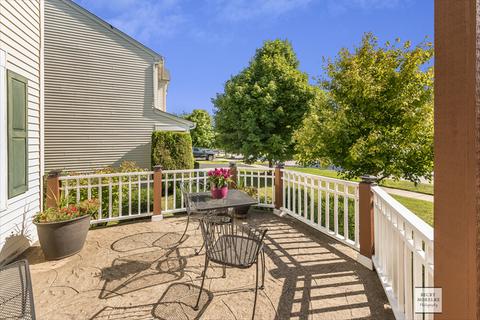 1973 Royal Ln, Aurora, IL 60503 photo 3