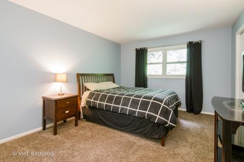 1005 Harper Dr, Algonquin, IL 60102 photo 8