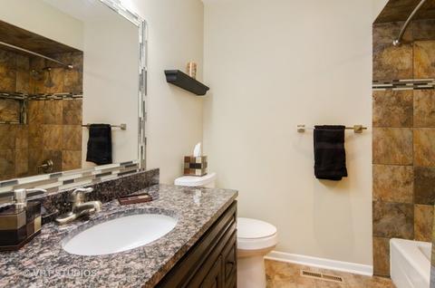 1005 Harper Dr, Algonquin, IL 60102 photo 13