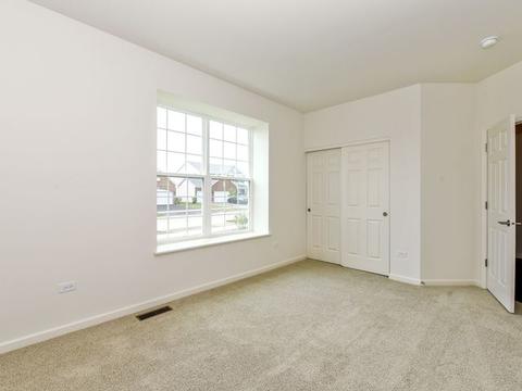 175 Abbott Ct, Bartlett, IL 60103 photo 8