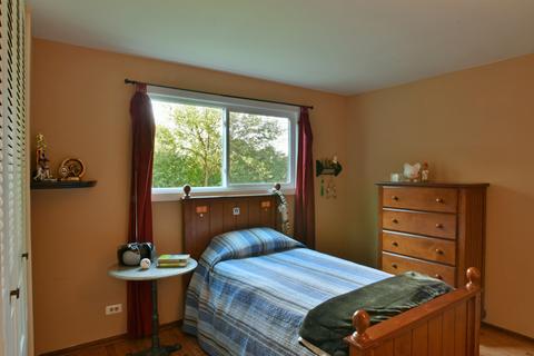 1011 W Essel Ct, Wheaton, IL 60189 photo 9