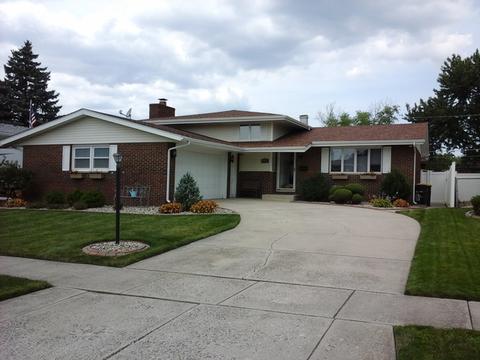 2858 194th St, Lansing, IL 60438 photo 1