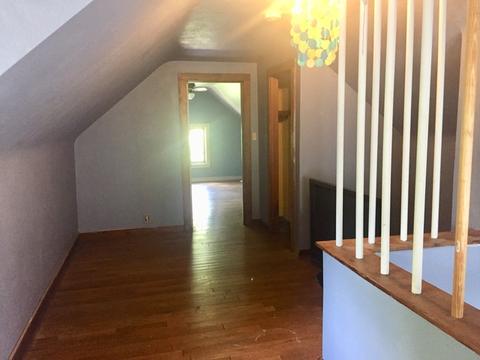 105 Wilcox Ave, Elgin, IL 60123 photo 10