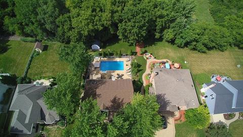 530 Ford Ln, Bartlett, IL 60103 photo 3