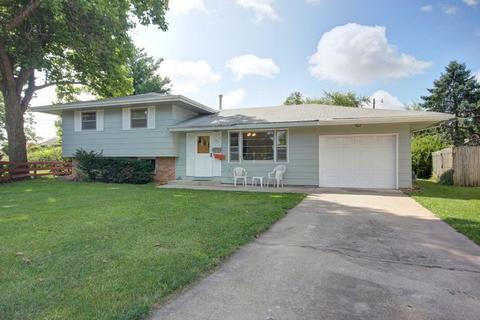 313 Highland Dr, Rantoul, IL 61866 photo 2