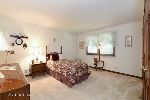 743 Red Oak Dr, Bartlett, IL 60103 photo 17