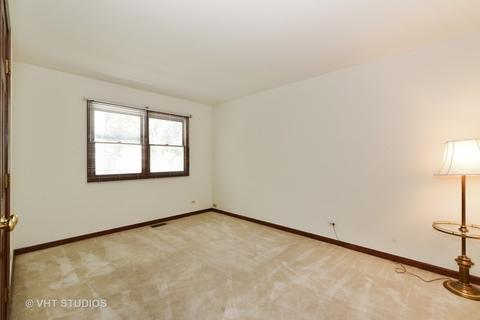 743 Red Oak Dr, Bartlett, IL 60103 photo 19