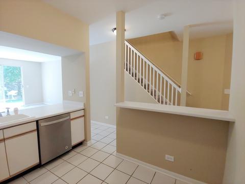 1367 Grandview Ct, Algonquin, IL 60102 photo 3