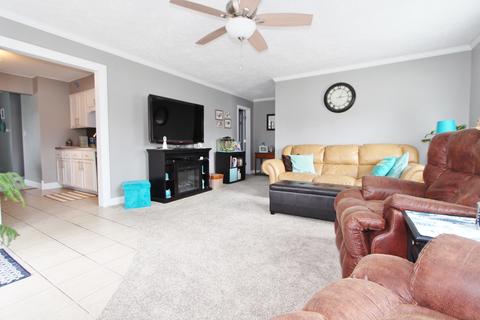 1348 Park Blvd, Morris, IL 60450 photo 5